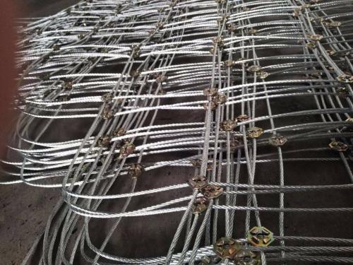 边坡防护网的施工方案和防护方法