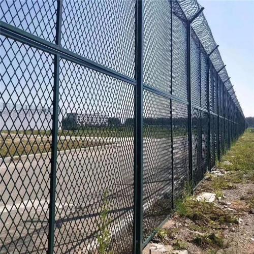 监狱的总平面布置关于防攀爬金属隔离网的建设要求